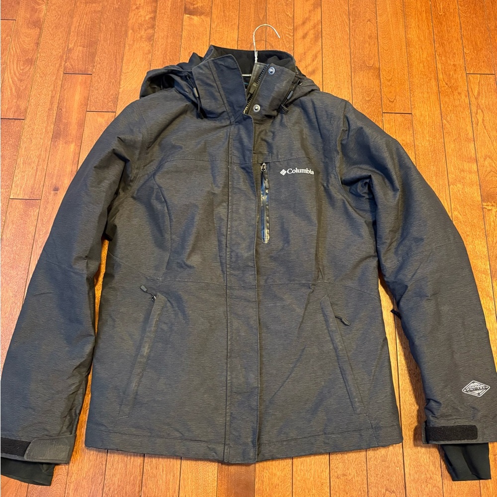 Women’s Columbia omni heat winter jacket medium